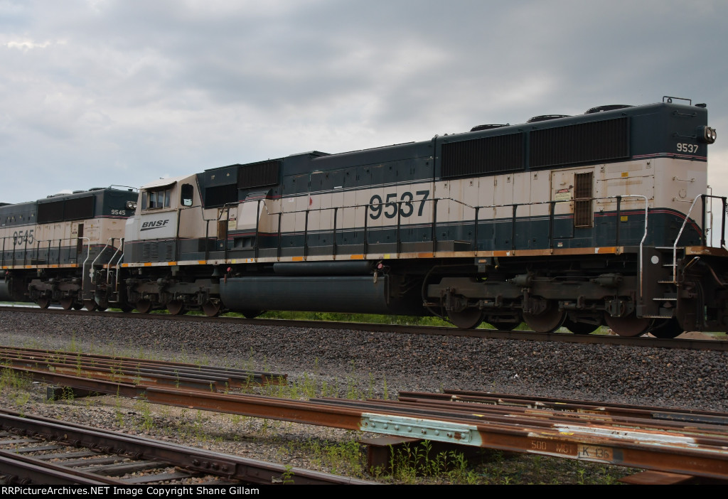 BNSF 9537 Roster shot